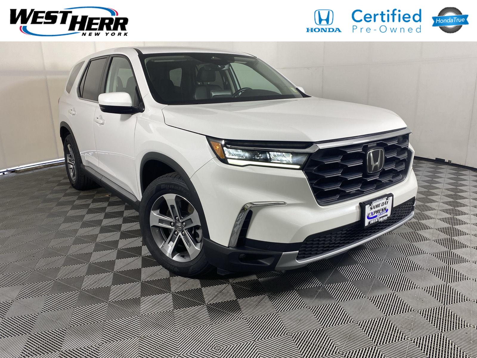 Certified Pre-Owned 2023 Honda Pilot EX-L w/Rear Captain's Chairs